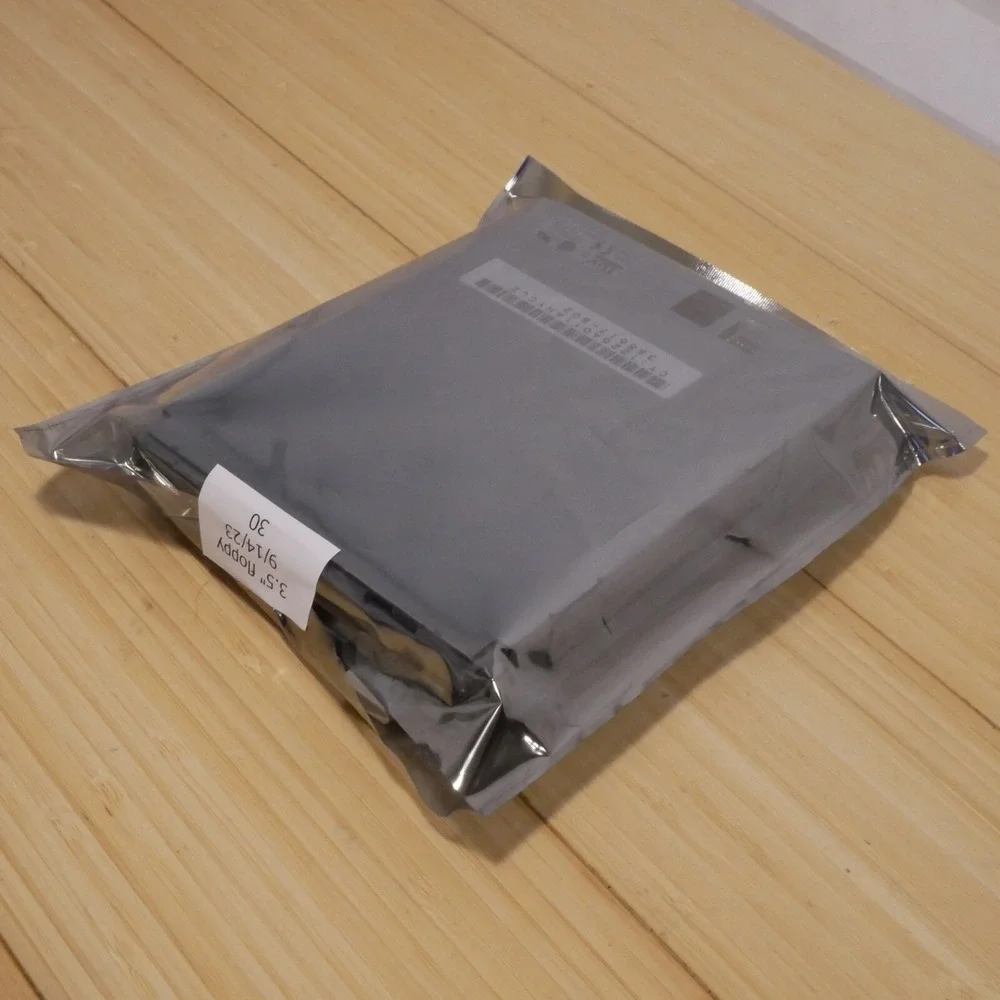 TUV CITIZEN 3.5 inch 1.44MB Floppy Disk Drive 388617-802 Tested $ Working - 30